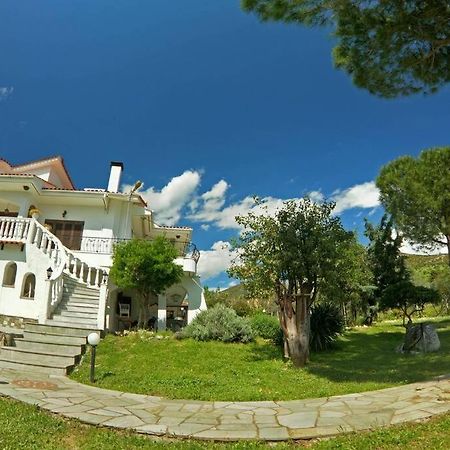 Villa Triple H Volos Exterior foto