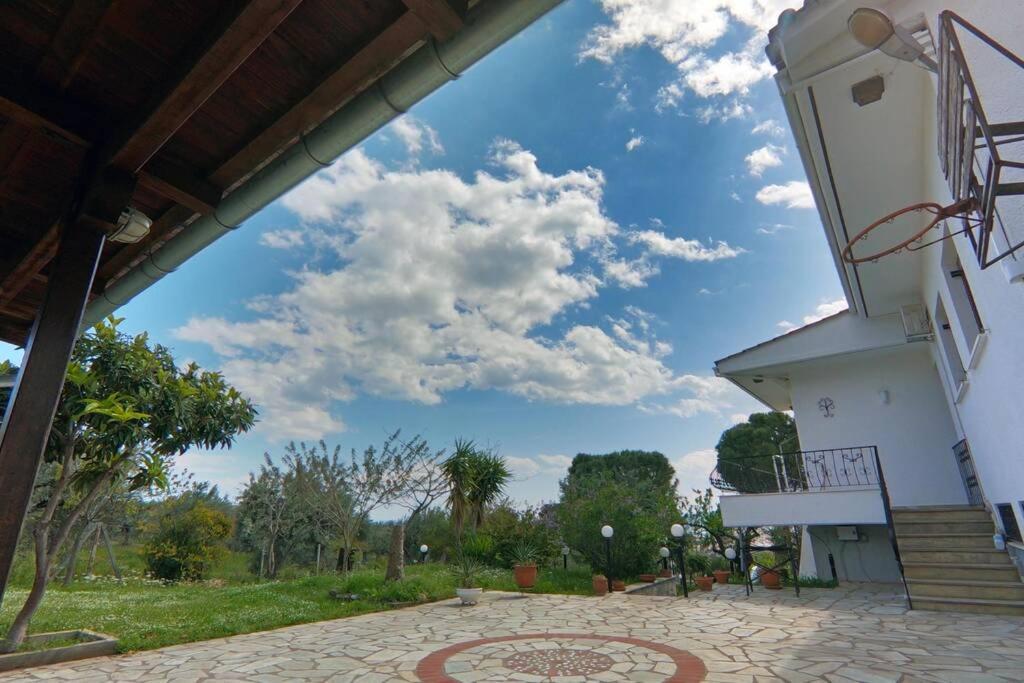 Villa Triple H Volos Exterior foto